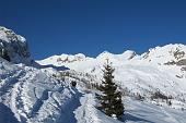 Scialpinistica da Colere allo Chalet dell'aquila (2200 m.) sabato 23 gennaio 2010 -  FOTOGALLERY